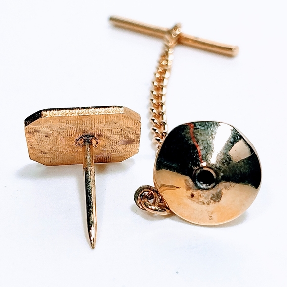 Letter J Initial Tie Lapel Pin & Chain Gold Tone Men's Jewelry #1287 - Picture 4 of 9